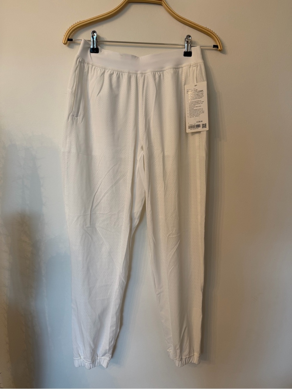 lululemon athletica White Lightweight Jogger Pants - Picture 2 of 6
